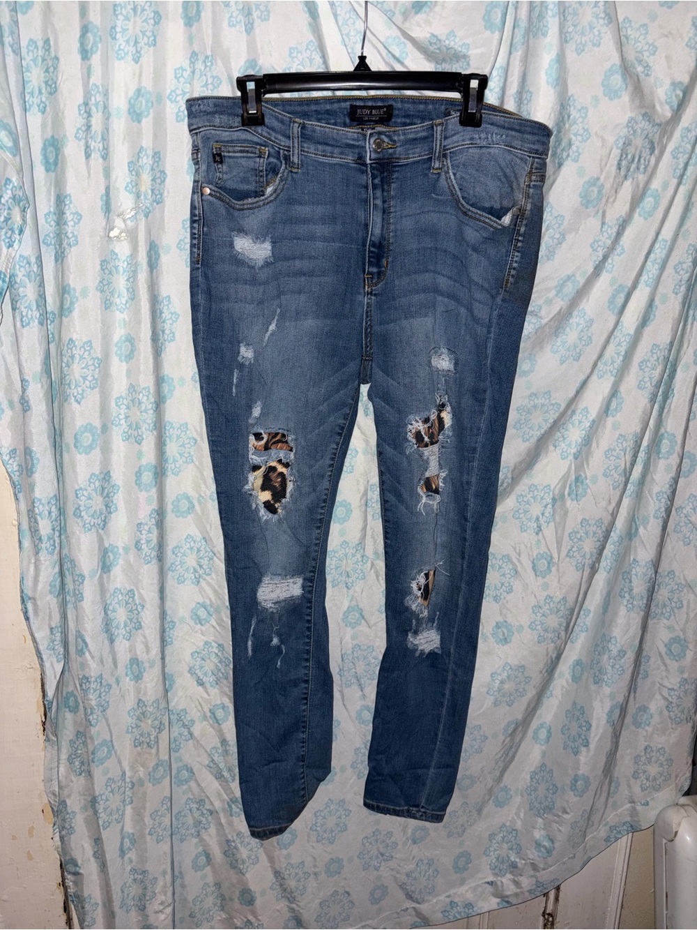 Judy Blue Distressed Blue Skinny Jeans with Leopard Patch size 1XL